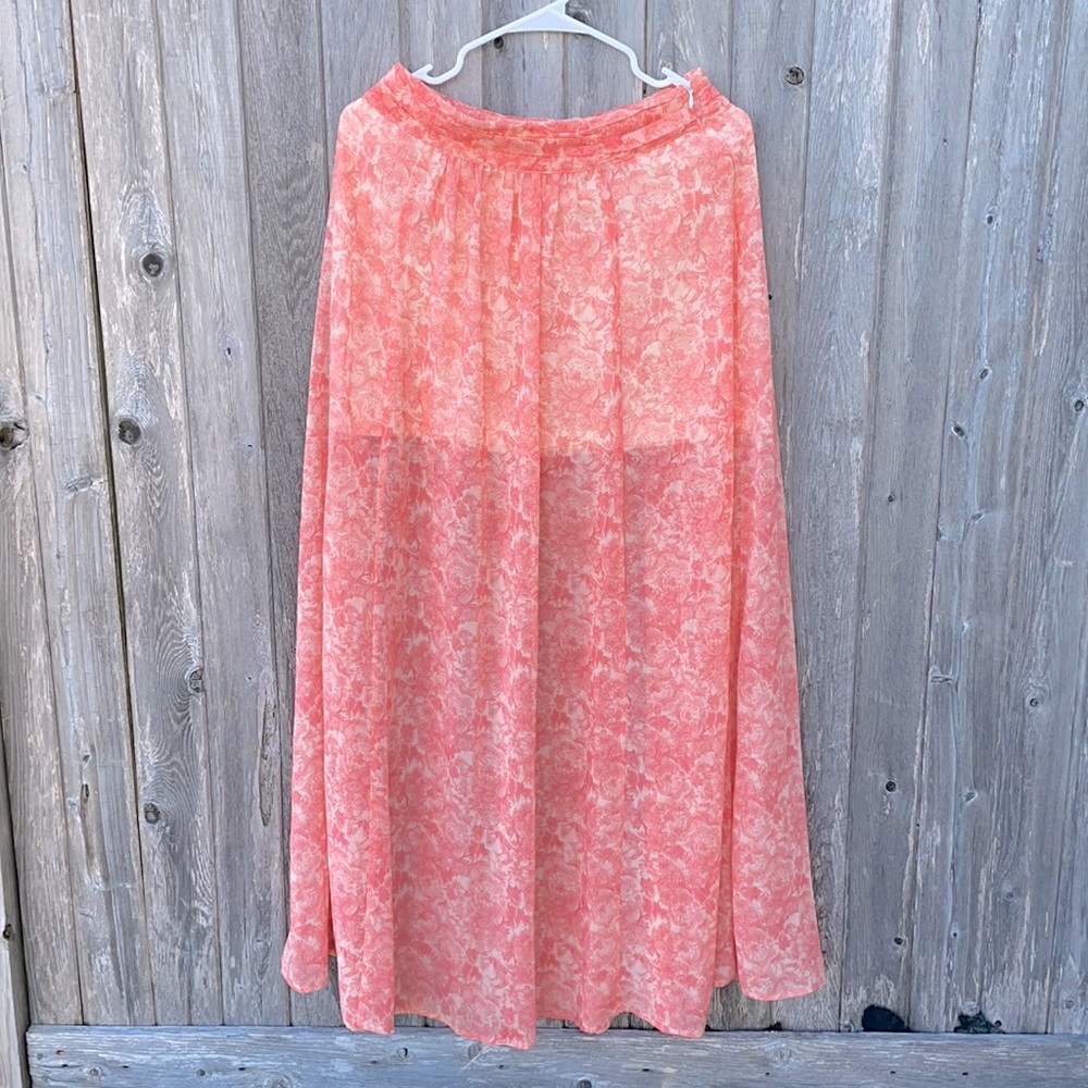 The cutest pink floral maxi